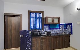 Capital O Royal Palms 3*