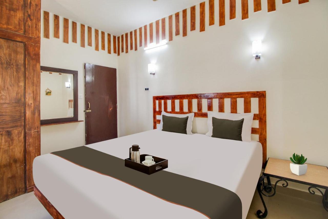 Capital O Royale Palms Hotel Benaulim Exterior photo