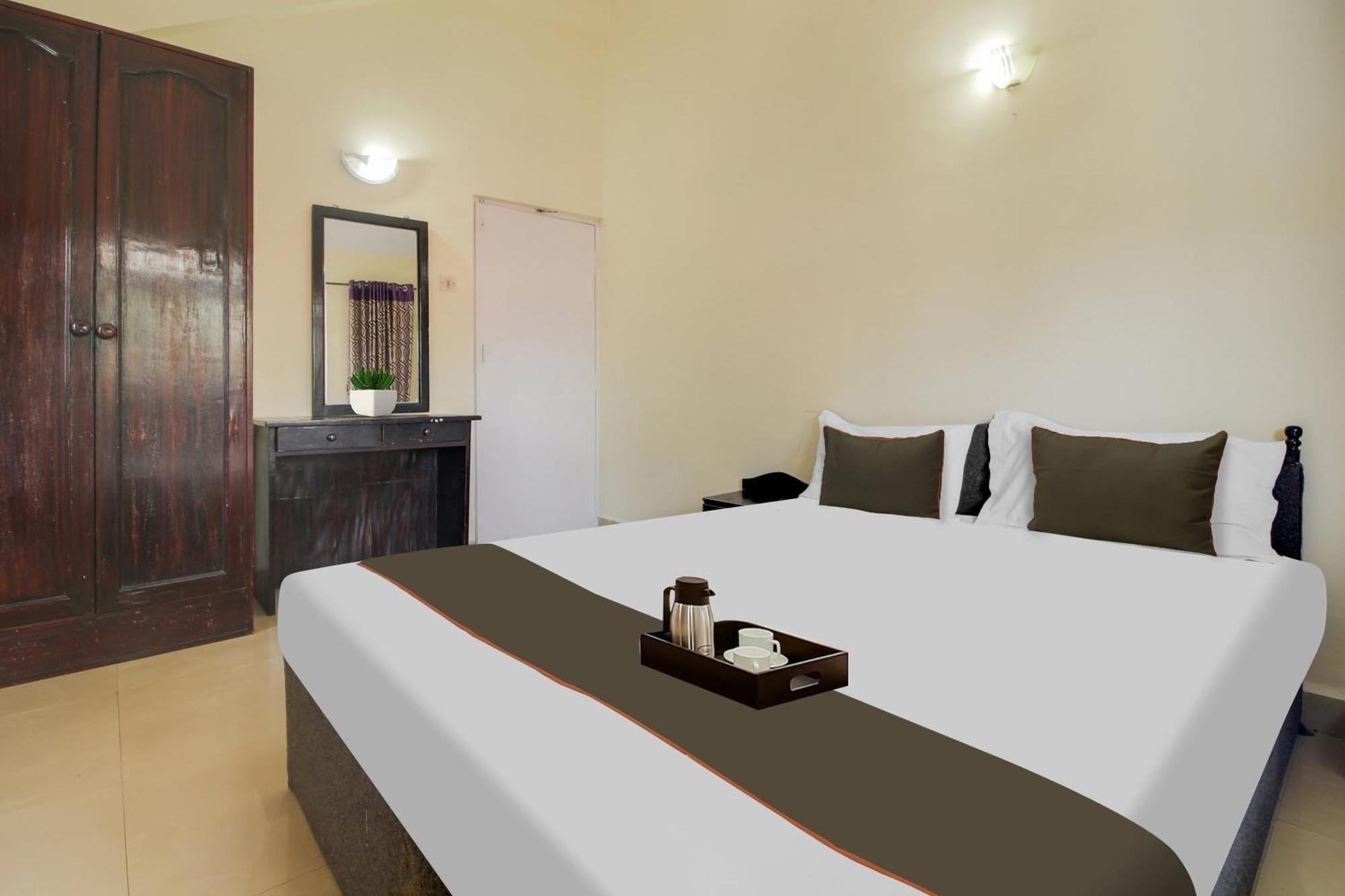 Capital O Royale Palms Hotel Benaulim Exterior photo